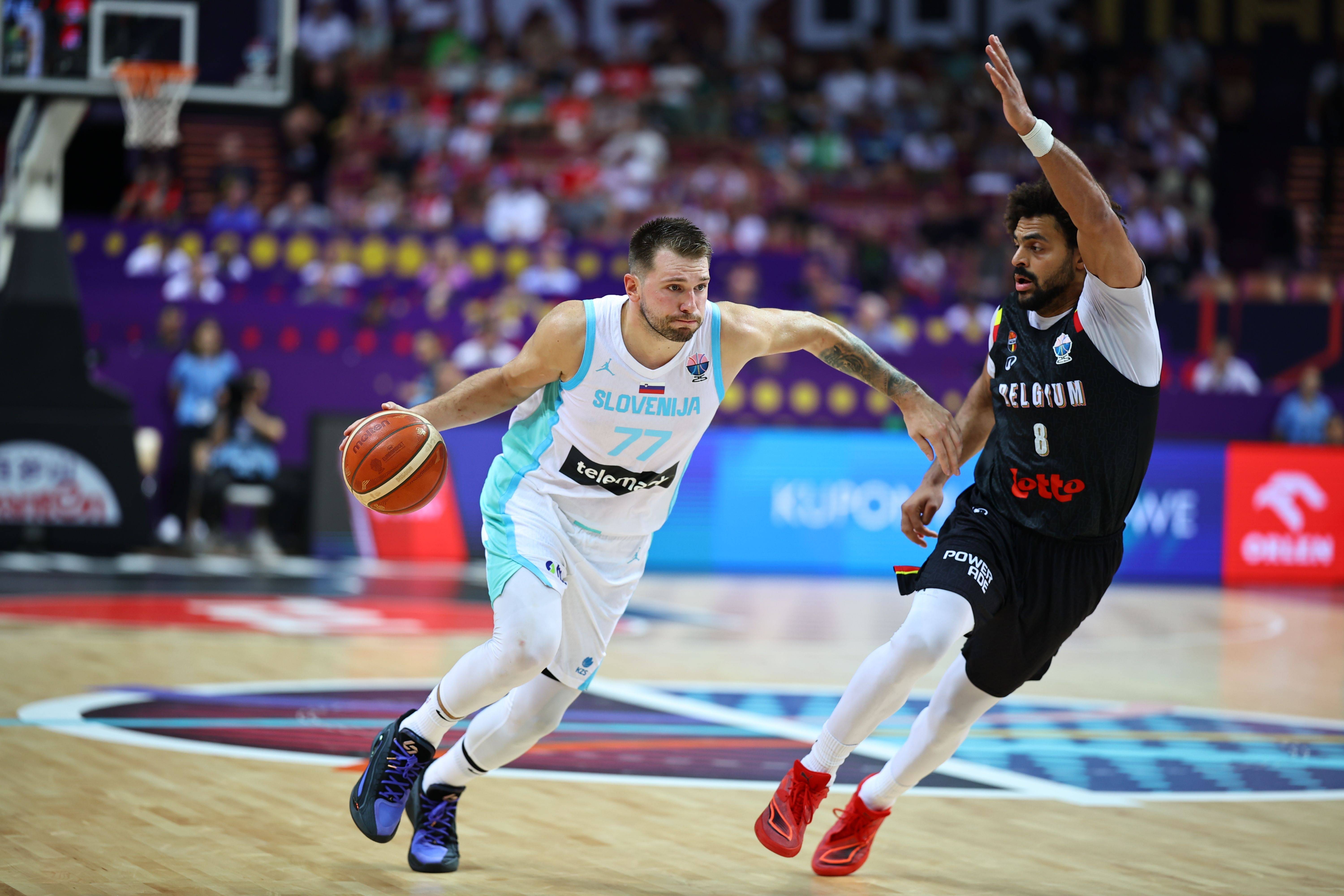 蜂鸟电竞-关于东契奇在巴黎圣日耳曼比赛中大胜，绝杀引发热议！的信息