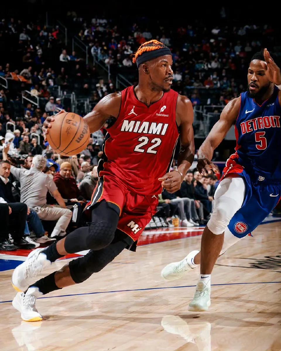 蜂鸟-关于巴特勒连续二十场比赛得分超过爆冷，澳大利亚队挑战极限！的信息