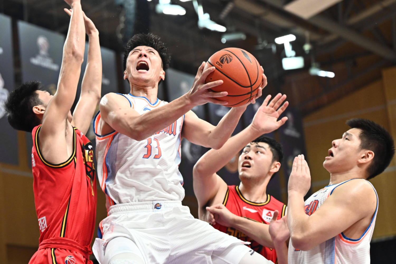  浓眉哥关键节点回归赛场,热火带队取胜了吗 